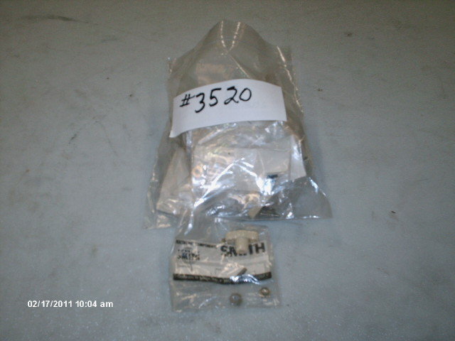 Herman Smith High Voltage Insulator 9524 Lot of 13 NIB
