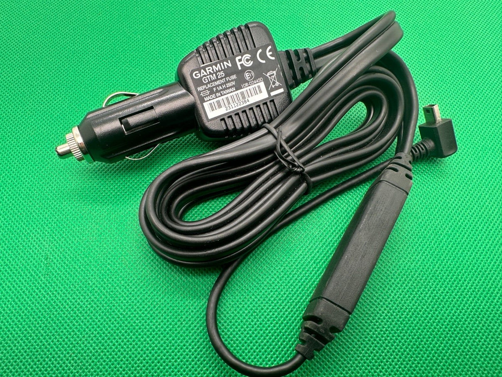 GARMIN GTM 25 GPS CAR CHARGER POWER CABLE & LIFETIME USA/CANADA TRAFFIC RECEIVER