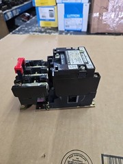 Square D 8536-SA012, Nema Size 00 Motor Starter, B3.30 Heaters, 208v. Coil