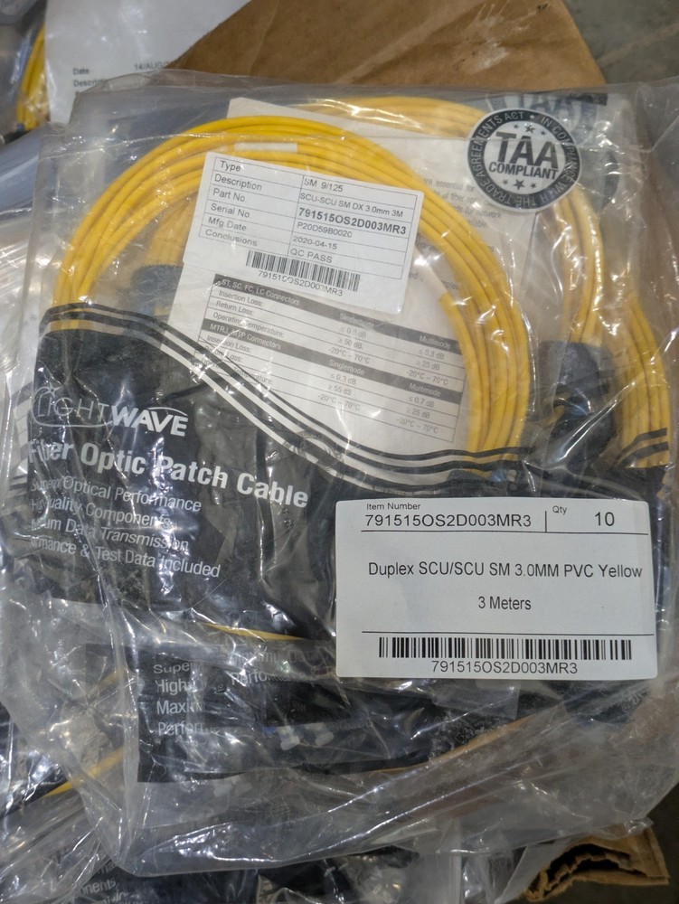 LIGHT WAVE FIBER OPTIC PATCH CABLE 791515OS2D003MR3 3 METER (LOT OF 10)