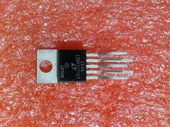 2 PCS LINEAR TECH LT1171HVCT 2.5A 100KHz HIGH EFFICIENCY SWITCHING REGULATOR