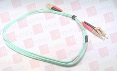CABLES TO GO 33045 / 33045 (NEW IN BOX)