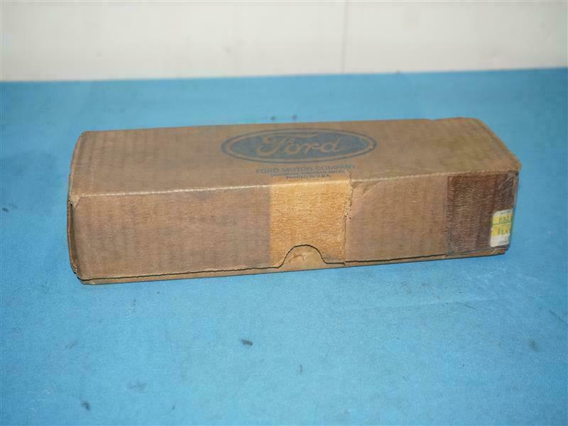 Ford 1W1Z 5461202 AAB 1W1Z5461202AAB Seatbelt Assy New