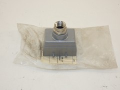 Thomas & Betts TH210 Receptacle Hood – NEW Surplus!