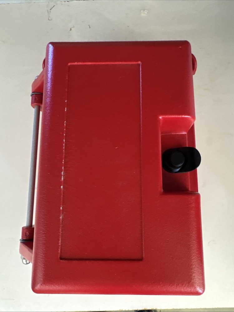 Viking Heavy-Duty Red Outdoor Enclosure with Adapter Panel VE-9X12R