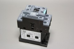 SIEMENS SIRIUS 3RT2025-1BB40 CONTACTOR MODULE (B)
