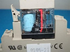 Omron G2R-1-SN(S) G2R1SNS 24VDC SPDT Relay w/ Socket