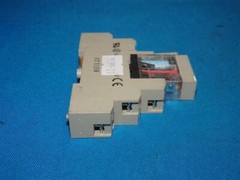 Omron G2R-1-SN(S) G2R1SNS 24VDC SPDT Relay w/ Socket