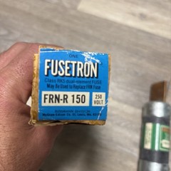 NEW BUSSMANN FRN-R 150 DUAL ELEMENT FUSE 150A 250V