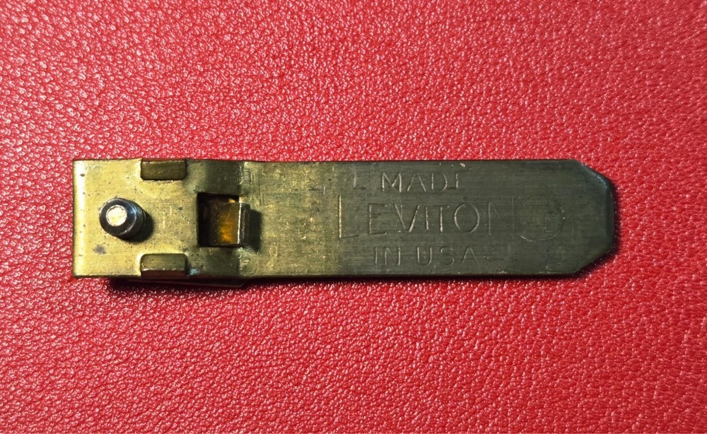 Vintage Leviton 30A 250V Plug Contact Blade Prong Terminal USA Made Electrical