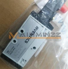 1PCS NEW AVENTICS 0820060076 solenoid valve Free delivery