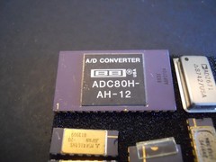 Vintage IC Lot – ADC80H-AH-12 C8741A M5K4164NS AM8152ADC D4164D M5K4164NS AD2671