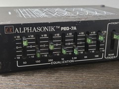PEQ-7 – ALPHASONIK – 7 BAND GRAPHIC EQUALIZER PREAMPLIFIER Used With Bracket