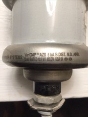 Cooper Power Systems Varigap AZS 5kA B Dist 15 kV Rated Surge Arrester