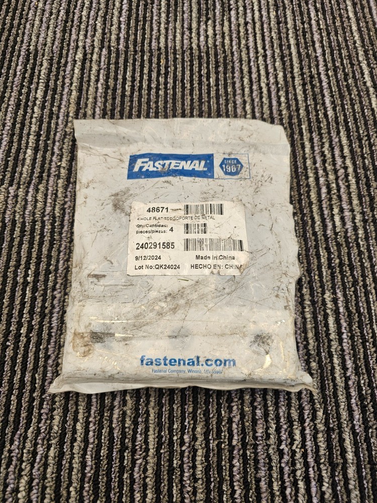 (QTY 4) Fastenal 48671: 5-3/8″ x 3-1/2″ Zinc Finish 4-Hole Tee Plate