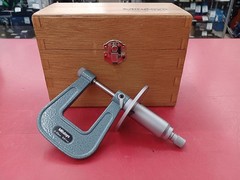 MITUTOYO 119-202 Micrometer Precision Measuring Tool