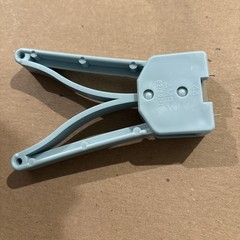 AMP 821591-1 PIN I.C. EXTRACTOR TOOL FOR HIGH PRESSURE TIN CHIP CARRIES