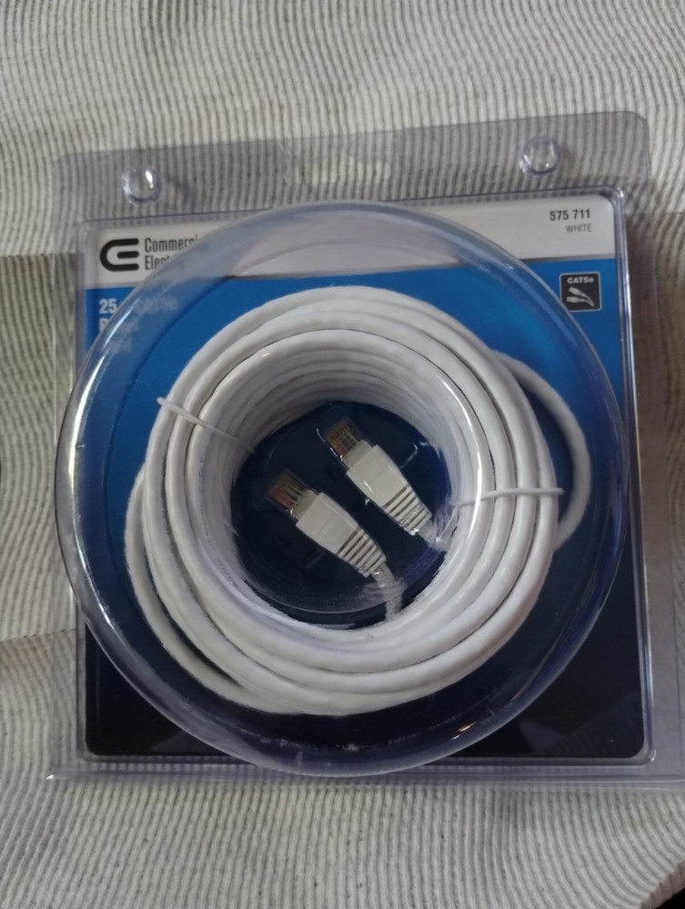 New Cat 5e cable Patch Cord 25ft- Commercial Electric