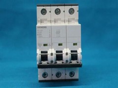 Siemens 5SY43 MCB B20 5SY4320-6 Circuit Breaker New Open Box