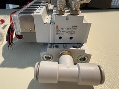 SMC Manifold Block VQZ1121-5G1-M5 (x10) – 4 Way Valve