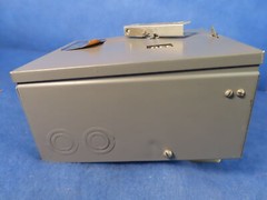 GENERAL ELECTRIC DE FUSIBLE BUS PLUG DE322R 60A 3PH 3W 240V 1YEAR WARRANTY