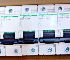 2PCS LOT- SCHNEIDER A9N18359 CIRCUIT BREAKER Acti 9 C120N MCB, 1P Poles 125A