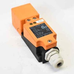 IFM Proximity Switch IV5011 IVE3030-BPKG -used-