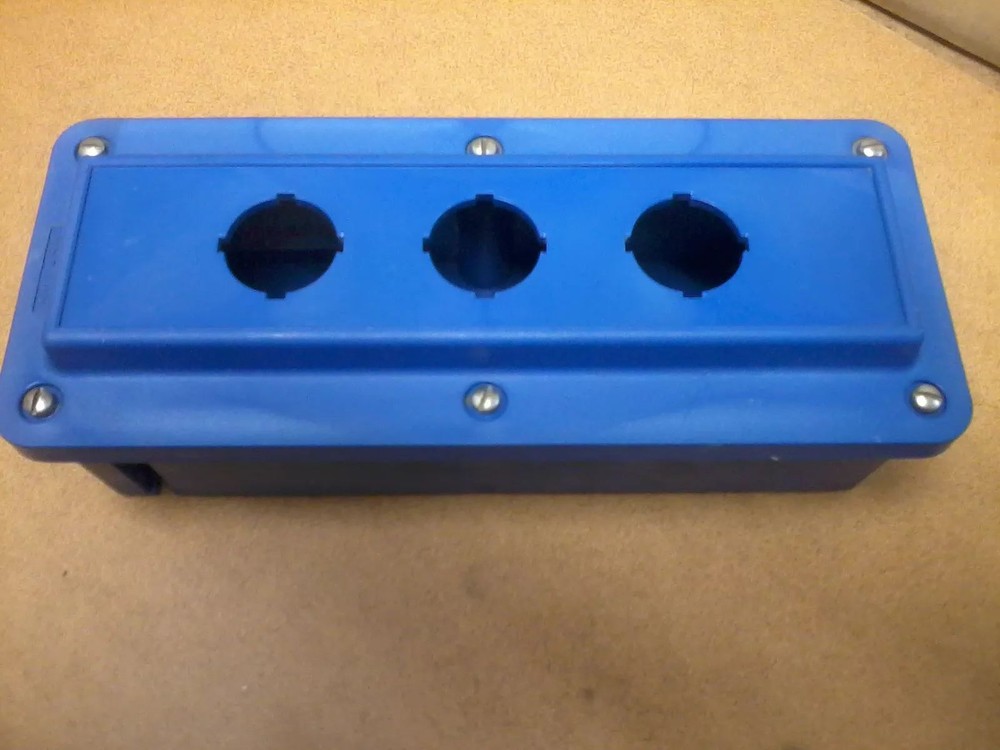 KILLARK PWB-8, 3 Position Pushbutton Enclosure Corrosion Resistant, 1 pc