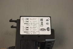 SIEMENS SIRIUS 3RB3026-1QB0 OVERLOAD RELAY MODULE
