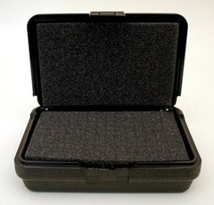 107 – PLATT LUGGAGE – BLOW MOLDED CASE – Exterior Dimensions (L x W x D): 8 1/2″
