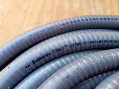 NEW SOUTHWIRE 55082603 Titan2 1/2″ Metal Flex Conduit 100 Ft LTM-UL Liquidtight