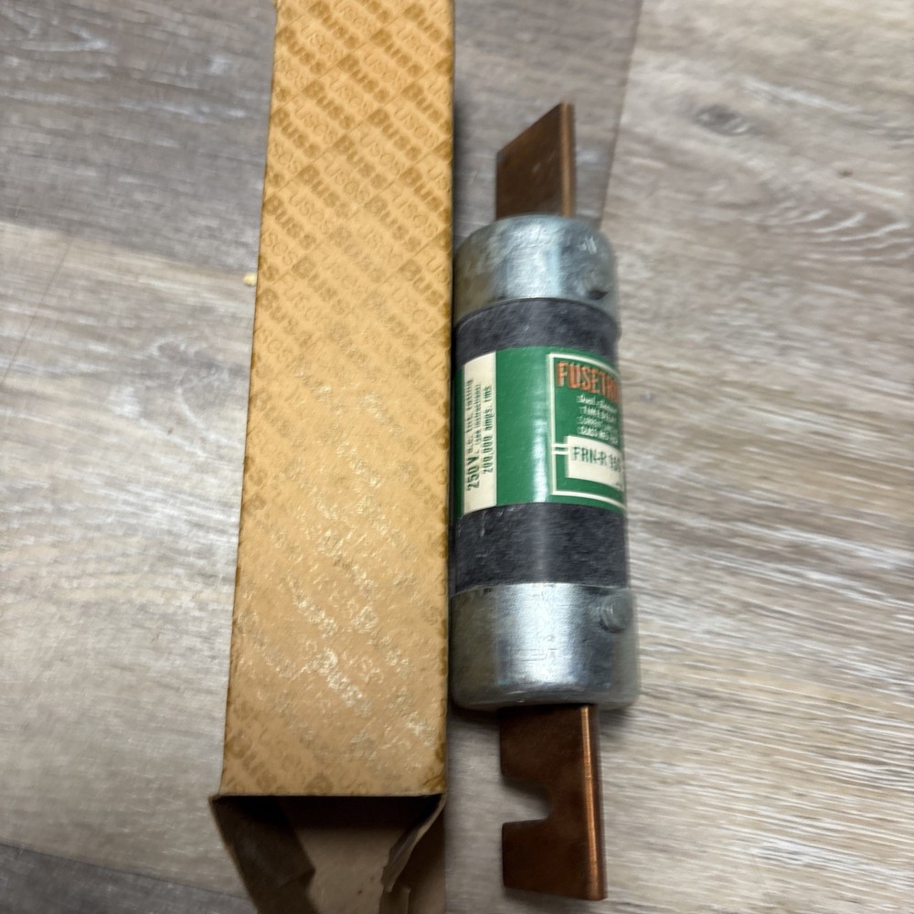 NEW BUSSMANN FRN-R 150 DUAL ELEMENT FUSE 150A 250V