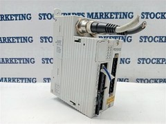 LOT 2pcs KEYENCE SL-R11 Safety Control Unit 24V DC Class2 150mA Fast Shipping!!