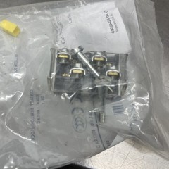 800T-XA Allen-Bradley Contact Block Series D.
