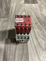 Allen Bradley 700S-CF620EJBC SAFETY CONTACTOR W/ 700-CF310E* #4013M99