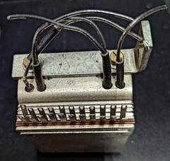 THERMISTOR BRIDGE ASSEMBLY. 6605-055-8433. P/N 611417-1. Made in Austria 1966.