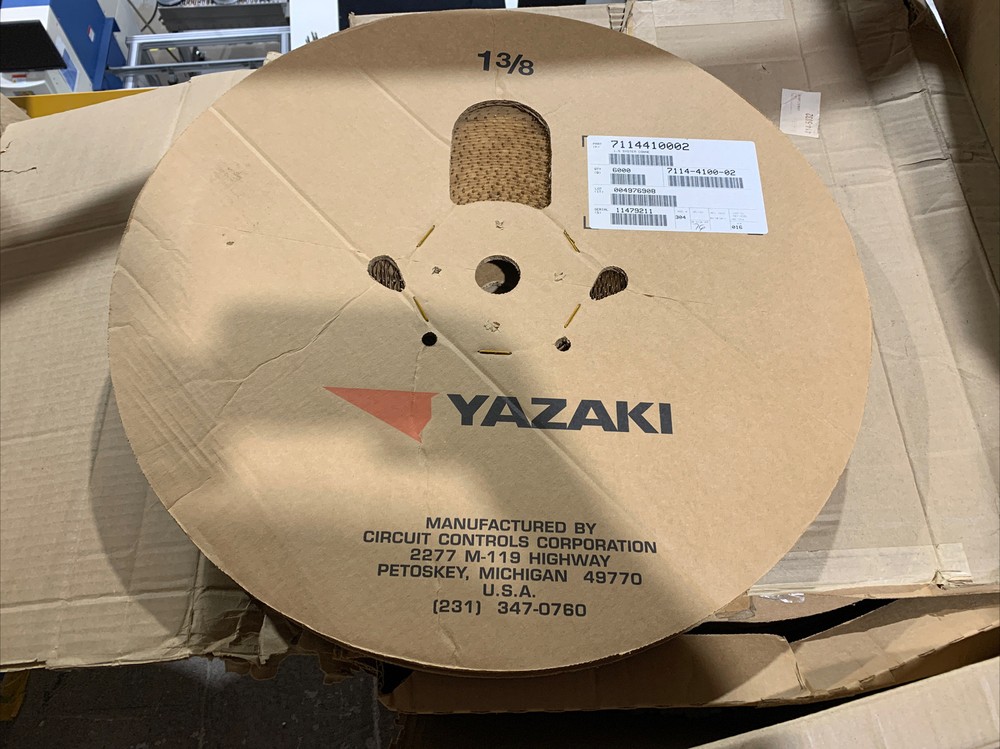 Reel Of 6000 Yazaki 7114410002 YES YESC 1.5 Connector Pins Male Freightliner