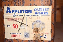 4″ x 1.5″ Octagon Electrical J-Box STEEL 3/4″ KO Raco 126 TP276 NEW 54151-3/4