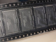 Toshiba TC58FVB160FT-80 16-MBIT Erasable Flash Memory CMOS 80ns TSSOP48 Qty.1