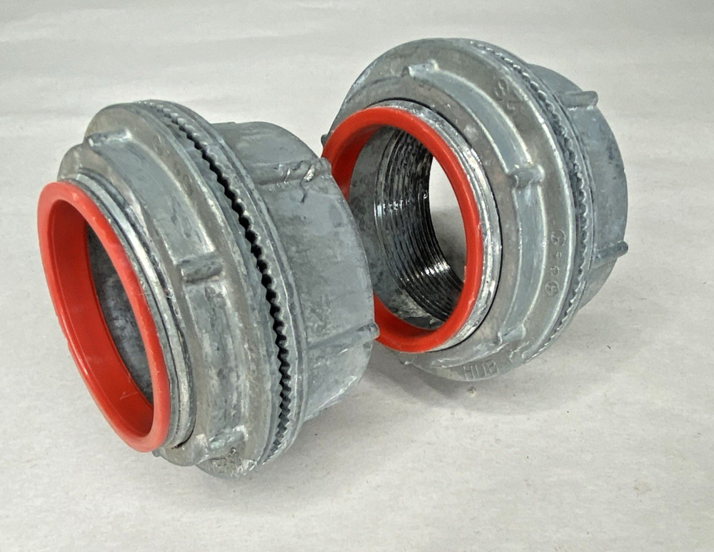 Cooper Crouse Hinds Myers Scru-tite Hub Conduit Fittings ST-6 2″ Zinc *Lot of (2