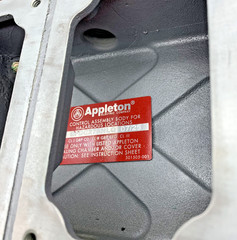 Appleton EFDC275-NL-Q Control Station Mounting Body Electrical Box 2-Gang New