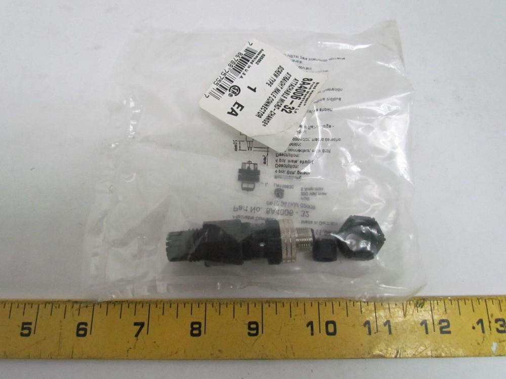 Woodhead 8A4006-32 Attachable Micro-Change Straight Male Connector Screw Type