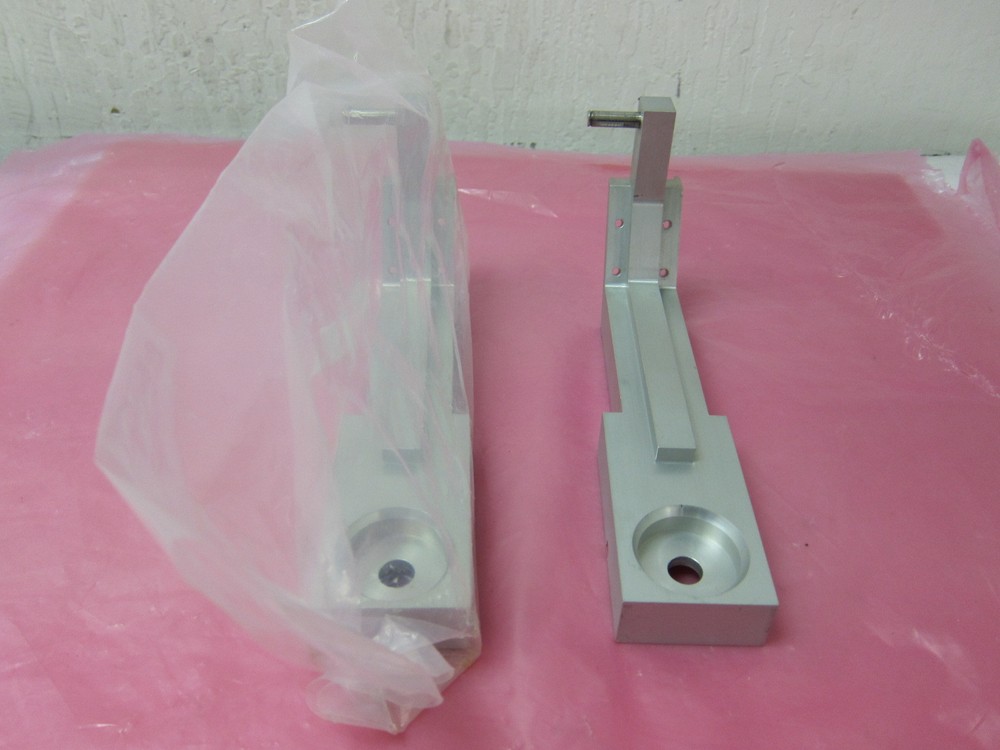 2 Asyst 4003-2050-01 Arm, Crossing Automation, Brooks, 401056