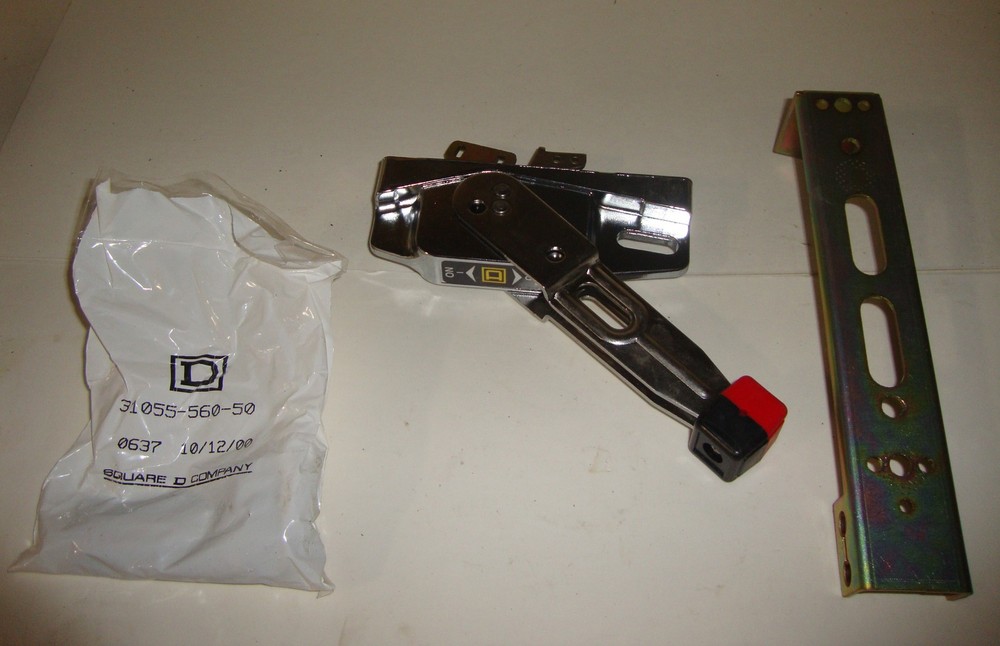 6 Inch Square D Operating Hamdle Type A1, A2, A3 or A4 Series B 70465MO