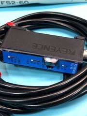 2 Keyence FS2-60 Sensor Level Amp Water Track, 164949
