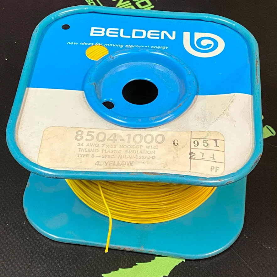 8504 – BELDEN – 1000FT YELLOW 24AWG (7×32) Tinned Copper, PVC Insulation, TYPE B