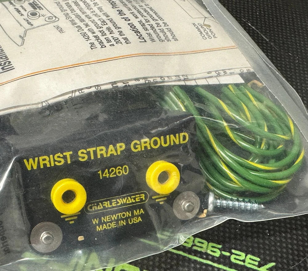 14260 – CHARLESWATER – GROUND WRIST BENCH STRAP W/4MM STUD – CHARLESWATER / DESC