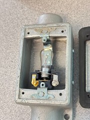 NEW Crouse Hinds MCC280-J1 Explosion Proof Pilot Light Red Glass Diamond Lens