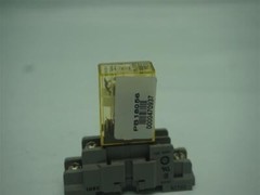 Idec RH1B-U RH1BU Relay w/ Socket 30 Days Warranty Expedited Shipping