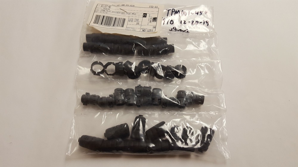 Lot of 10 Switchcraft Part # EN3C3M Standard Circular Conn 3C MALE CORD W/#20